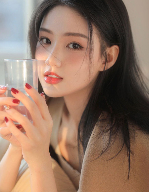 迪拜高端模特经纪人